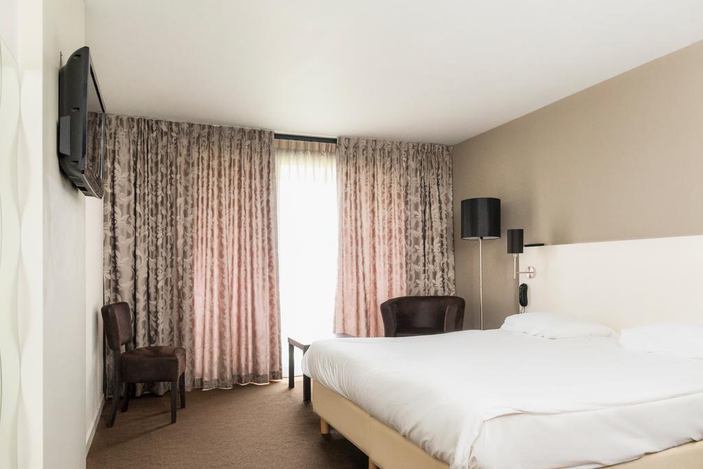 Hotel 瓦瑟纳尔 客房 照片