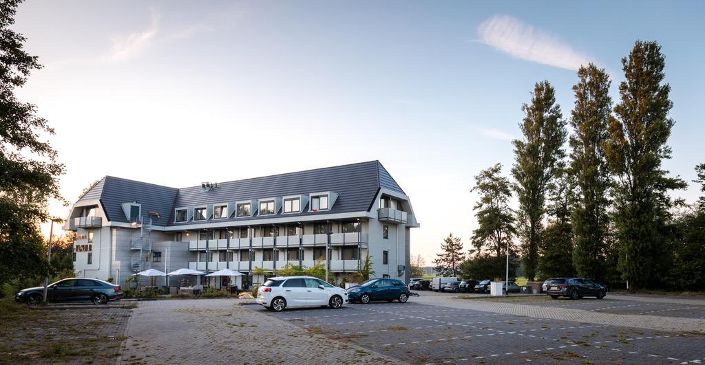Hotel 瓦瑟纳尔 外观 照片