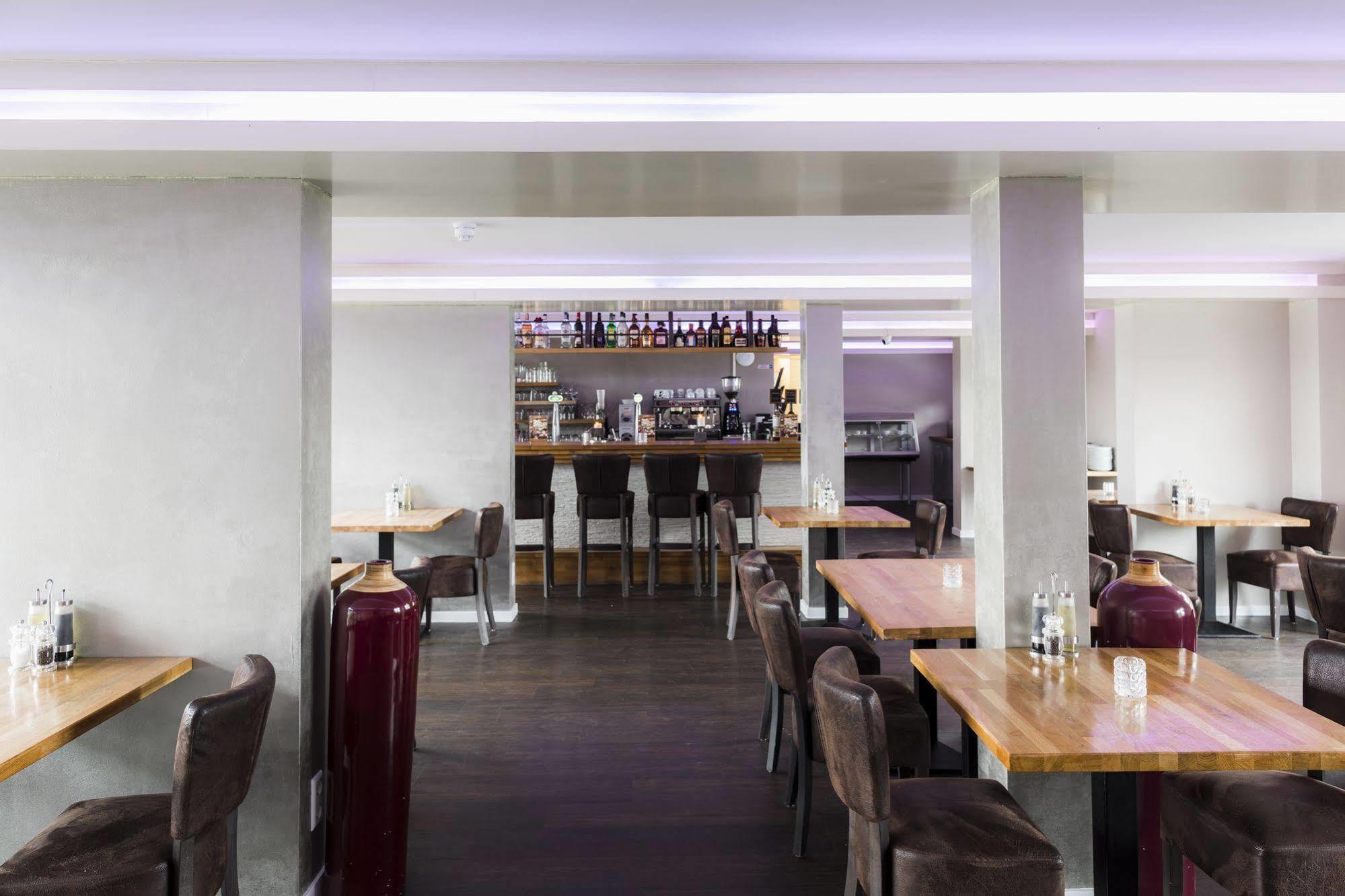 Hotel 瓦瑟纳尔 外观 照片